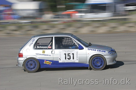 Jacob Schnoor i Peugeot 106.
(Foto: rallycross-info.dk)